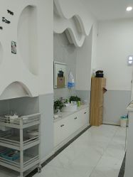 -蕾特恩专业祛痘·皮肤管理