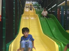 -蒙特利亲子乐园