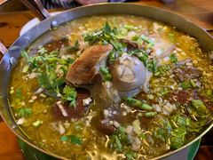 -闯关东东北农家菜(崂山石老人店)