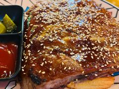 -Famous肥猫墨西哥音乐餐吧(五棵松华熙LIVE店)