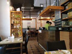 大堂-鹅庄·台湾美食(七宝店)