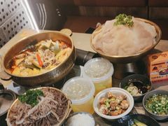 -毛肚向右·川渝毛肚王(经开永旺店)