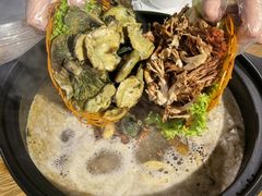 -菌海森林·非遗野生菌火锅(西山区滇池路摩根道店)