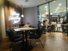 大堂-必胜客(万象城店)