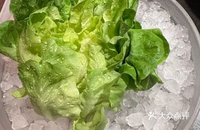 Boston Lettuce Salad