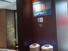 -AI住未来酒店(西安钟鼓楼五路口地铁站店)