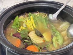 -原林野山菌火锅·炒菌(关上野生菌一条街店)