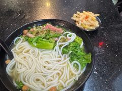 叉烧粉-龙记桂林米粉(国贸一九九五年店)