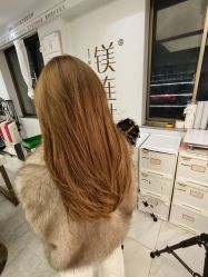 -镁连社·美联社