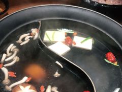 -呷哺呷哺(普陀乐购真北店)