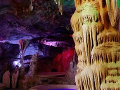 -泉城欧乐堡戏水湾艺术养生温泉