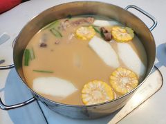 -肥仔文澳门猪骨煲(南京西路店)