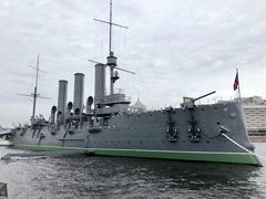 -阿芙乐尔号巡洋舰