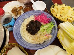 -聚首堂·特色小吃·肘子(什刹海德胜门店)