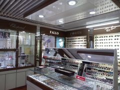 -华彬眼镜专业渐进配镜(潘家园店)