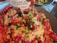 -巴厘龙虾·榜首油焖大虾(音乐学院·沿江酒馆店)