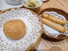 -弄堂咪道-饭香·面香·馄饨香(汇锦广场店)