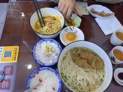 -百年老字号·观振兴蟹黄面·三虾面·苏式面(观前街富仁坊巷店)