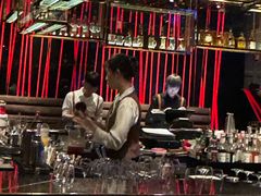 -大连君悦酒店 · VIVA(星海广场店)
