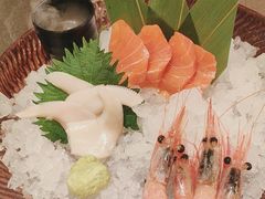 -牛YO寿喜烧·铁板烧和牛火锅自助(市府恒隆店)