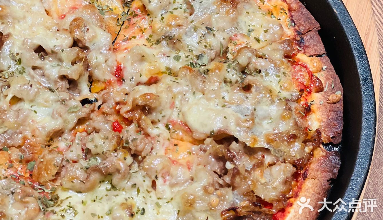 成都新晋韩式Bistro｜牛肉薄脆pizza太绝了‼️