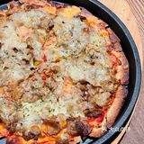成都新晋韩式Bistro｜牛肉薄脆pizza太绝了‼️
