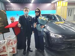 -上海星瀚奔驰4S店(红柳路店)