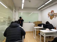 -语朵教育·日韩德法留学(曹杨校区)