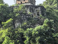 -高荡千年布依古寨旅游景区