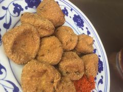-青岩季姨妈卤猪脚店
