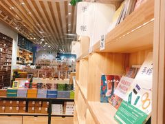 -猫的天空之城概念书店(印象城购物中心店)