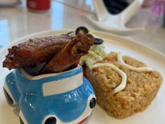 -水桶王国主题餐厅·聚会·生日派对·亲子活动·家庭套餐(亚龙湾希尔顿店)