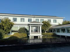 -春兰国宾馆(凤城河风景区老街店)