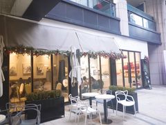 门面-朱迪小铺.半糖奶油蛋糕(海汇港店)
