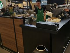 -星巴克(香港国际机场44号闸店)