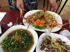 -班赞海鲜市场胖阿姨加工点