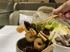 红鼎上上签-红鼎豆捞·非遗鲍皇汤火锅(宝丰路店)