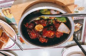 Golden Herb Stone Pot Chicken