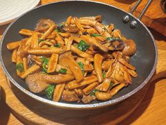 橄榄油三种菇-庆春朴门