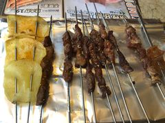 -喝丢一只鞋辣炒海鲜小烧烤(三八广场店)