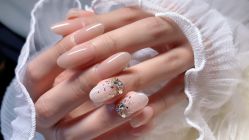 -沫儿·美甲美睫·半永久·皮肤管理