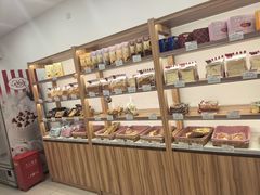 -红宝石·鲜奶小方·海派西点房(联洋店)