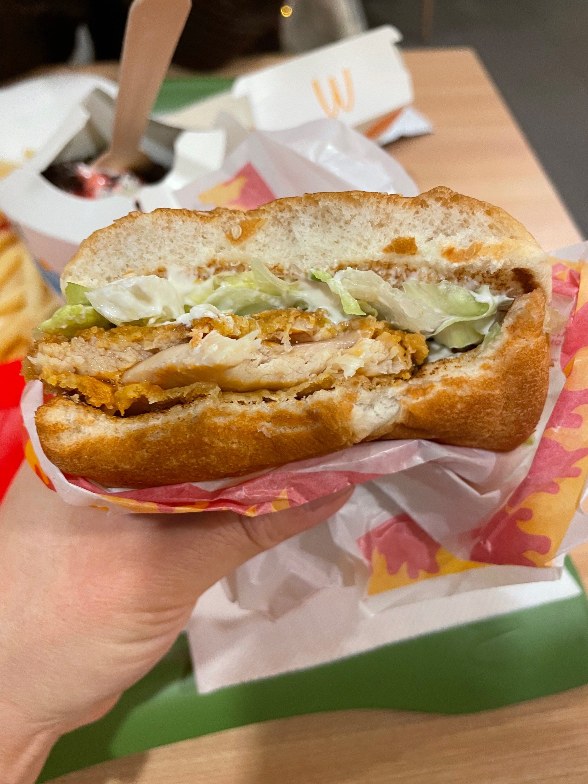 麦当劳的汉堡在偷偷减肥