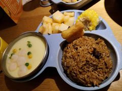 -蜜桃餐厅·伴山(海岸城店)