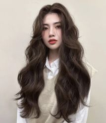 -丝语萱形象