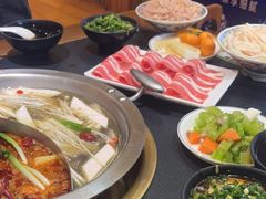 -沸炉重庆老火锅(军事博物馆店)