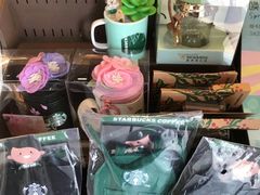 零售区-星巴克(宏汇国际广场店)