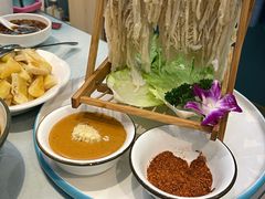 -纳家楼·地道陕菜(劳动路店)