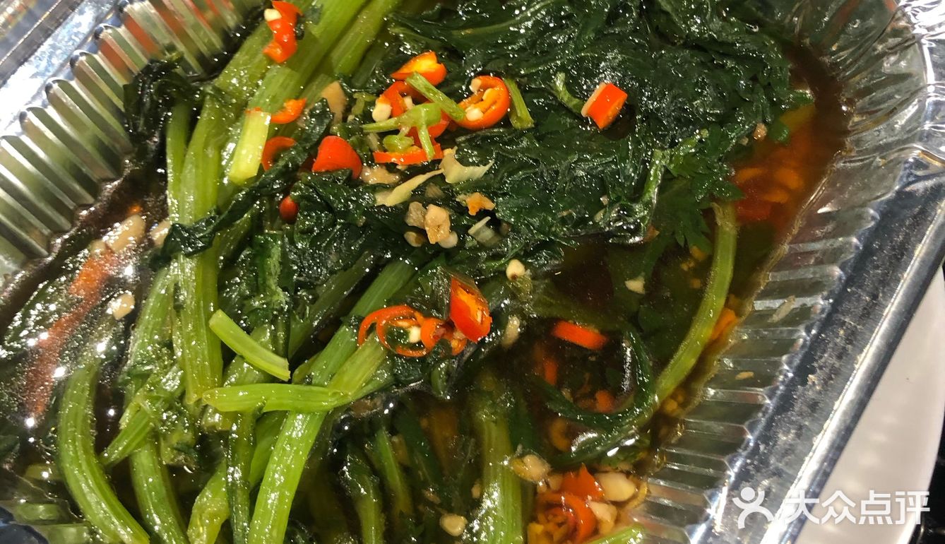 太好吃了，比长春所有的串都好吃，最好吃的就是小串