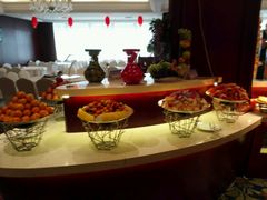 -凤冠假日酒店自助餐